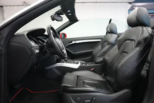 AUDI A5 Cabriolet 3.0 TDI quattro S-tronic