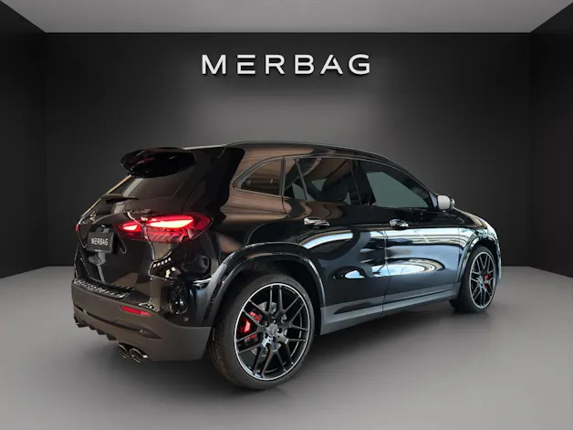 MERCEDES-BENZ GLA AMG 45 S 4M+8G-DCT