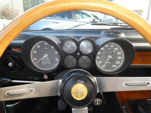ALFA ROMEO 2000 Bertone Veteran