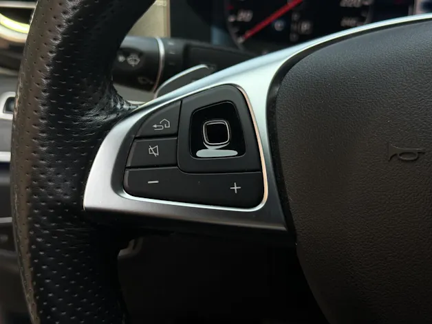 MERCEDES-BENZ E 350 d AMG Line 9G-Tronic
