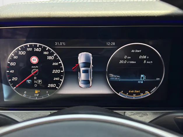 MERCEDES-BENZ E 350 d AMG Line 9G-Tronic