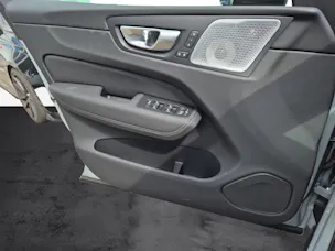VOLVO XC60 2.0 T6 TE Black Edition eAWD