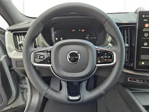 VOLVO XC60 2.0 T6 TE Black Edition eAWD