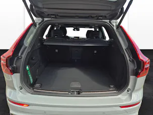 VOLVO XC60 2.0 T6 TE Black Edition eAWD