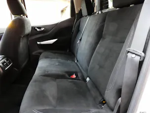 NISSAN Navara 2.3 dCi Double Cab N-Connecta