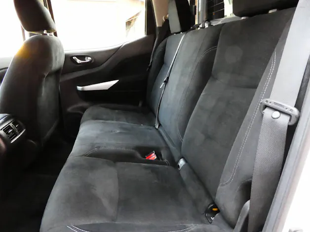 NISSAN Navara 2.3 dCi Double Cab N-Connecta