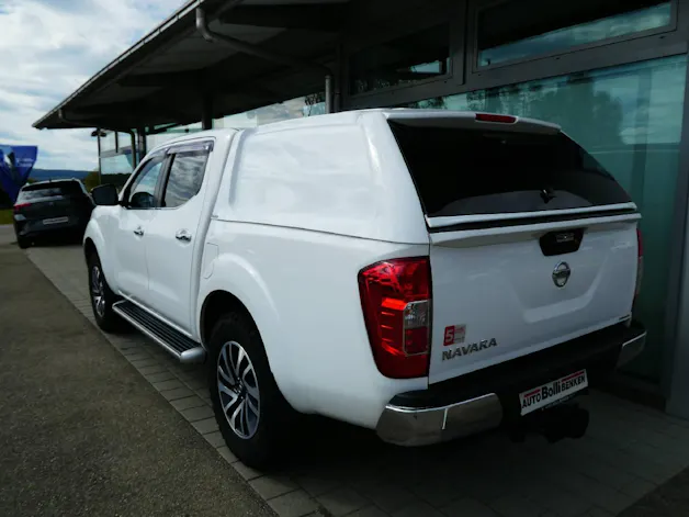 NISSAN Navara 2.3 dCi Double Cab N-Connecta