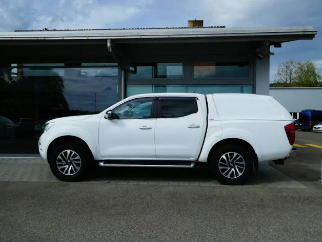 NISSAN Navara 2.3 dCi Double Cab N-Connecta