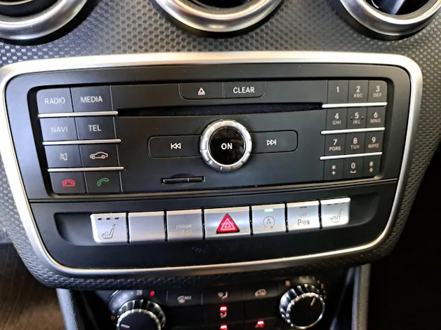 MERCEDES-BENZ A-CLASS W176 A 200 Style
