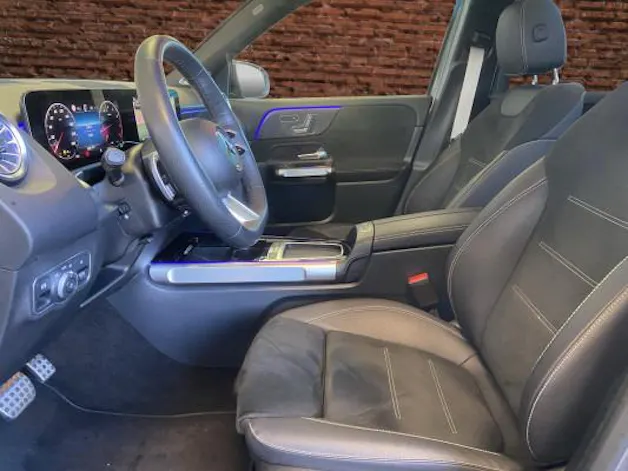 MERCEDES-BENZ GLB 220 4Matic 8G-Tronic