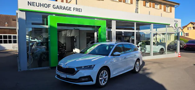 SKODA Octavia Combi 2.0 TDI DSG Style