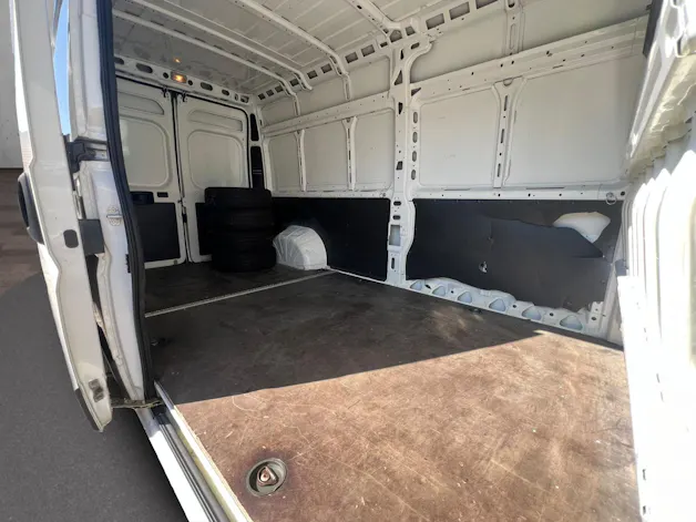 PEUGEOT Boxer 3.0 HDI 335 L3H2