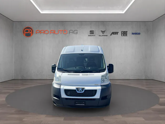 PEUGEOT Boxer 3.0 HDI 335 L3H2