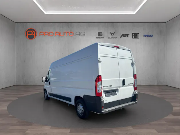 PEUGEOT Boxer 3.0 HDI 335 L3H2