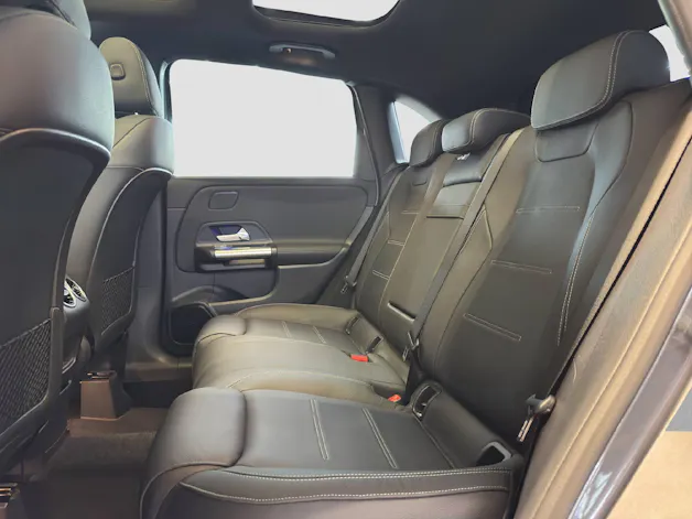 MERCEDES-BENZ B 250 AMG Line 4MATIC