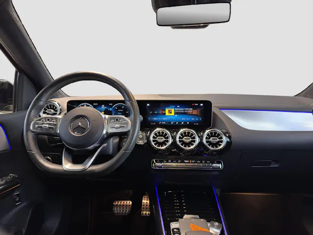 MERCEDES-BENZ B 250 AMG Line 4MATIC