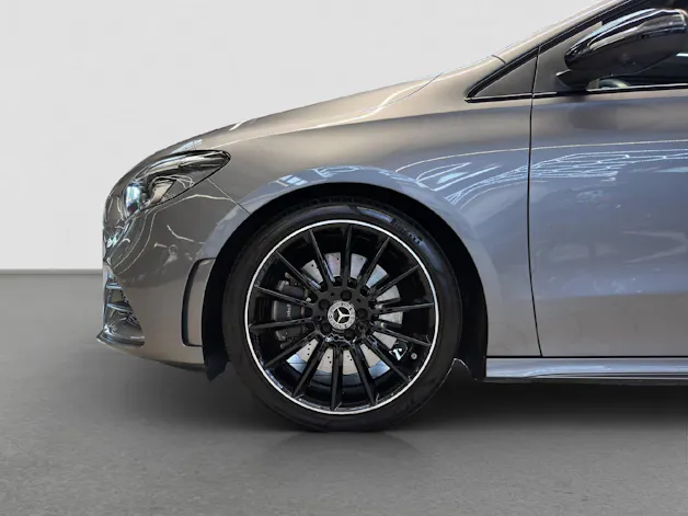 MERCEDES-BENZ B 250 AMG Line 4MATIC