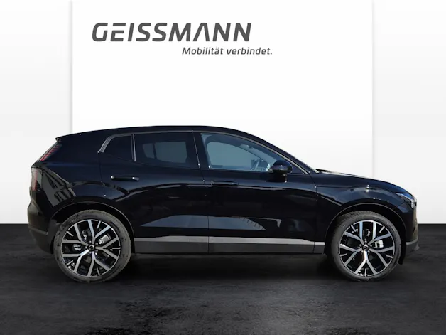VOLVO EX30 P5 Longe Range XCENTRIC Black Edition