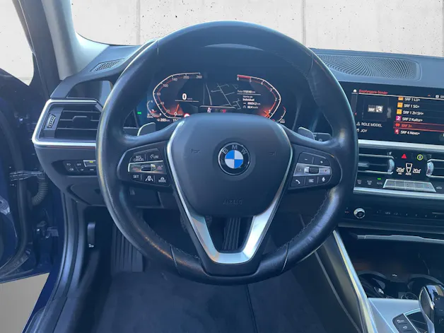 BMW 320d xDrive 48V Touring