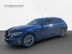 BMW 320d xDrive 48V Touring