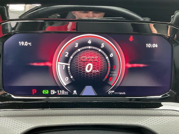 VW Golf GTI CLUBSPORT *** LEDER VIENNA & PANORAMAGLASDACH ***