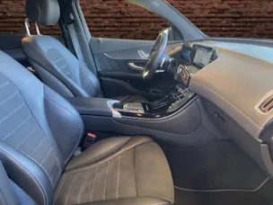MERCEDES-BENZ EQC 400 AMG Line 4Matic