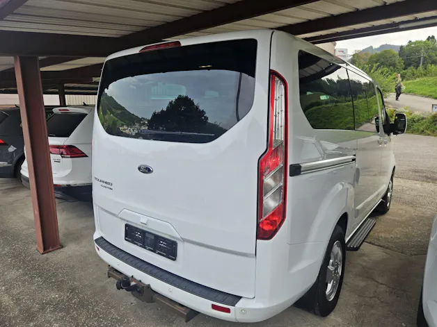 FORD Tourneo Custom 310 L1H1 Titanium