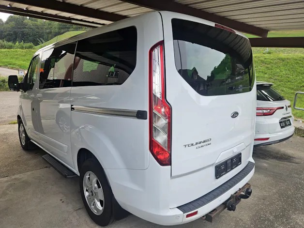 FORD Tourneo Custom 310 L1H1 Titanium