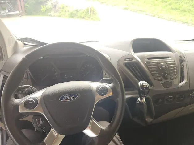 FORD Tourneo Custom 310 L1H1 Titanium