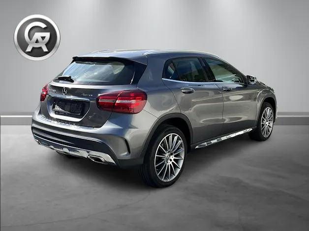 MERCEDES-BENZ GLA 250 Swiss Star 4Matic 7G-DCT