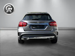 MERCEDES-BENZ GLA 250 Swiss Star 4Matic 7G-DCT