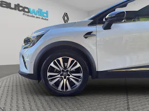 RENAULT Captur 1.6 E-Tech Initiale Paris DHT