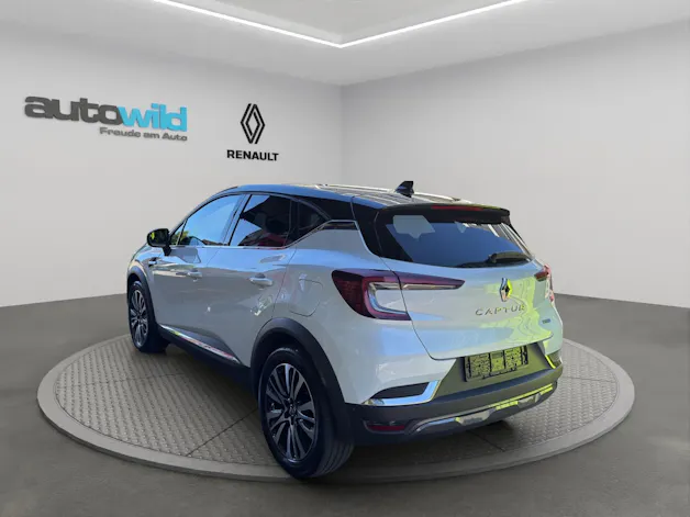 RENAULT Captur 1.6 E-Tech Initiale Paris DHT