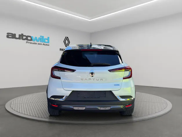 RENAULT Captur 1.6 E-Tech Initiale Paris DHT
