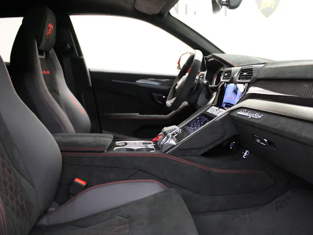 Lamborghini Urus Performante
