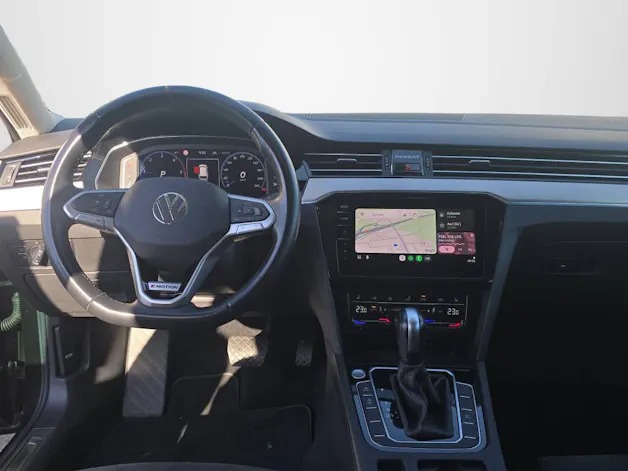 VW Passat Variant 2.0 TDI 200 75th Edition DSG 4m