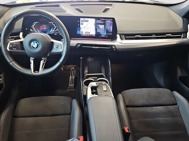 BMW iX1 xDrive 30 M Sport