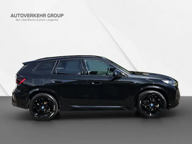 BMW iX1 xDrive 30 M Sport