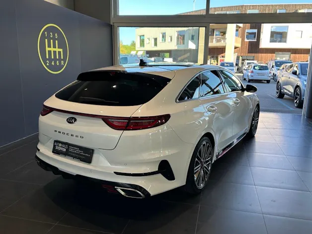 Kia ProCeed 1.6 T-GDi GT DCT