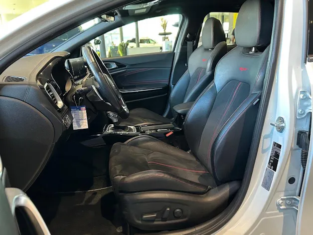 Kia ProCeed 1.6 T-GDi GT DCT
