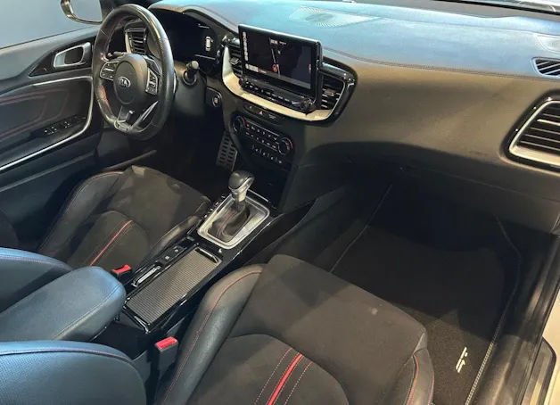 Kia ProCeed 1.6 T-GDi GT DCT