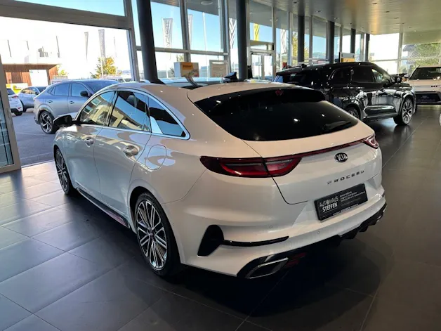 Kia ProCeed 1.6 T-GDi GT DCT