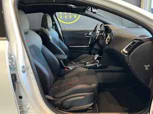 Kia ProCeed 1.6 T-GDi GT DCT