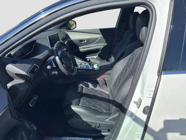 PEUGEOT 3008 1.6 Plug-in Hybrid4 GT Pack