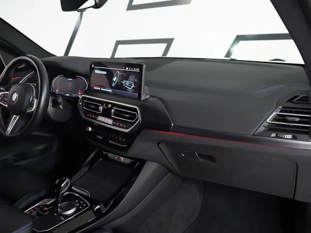 BMW X3 M40i Travel