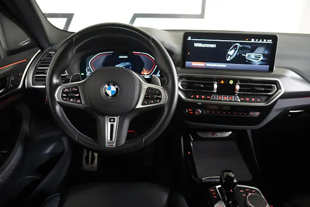 BMW X3 M40i Travel