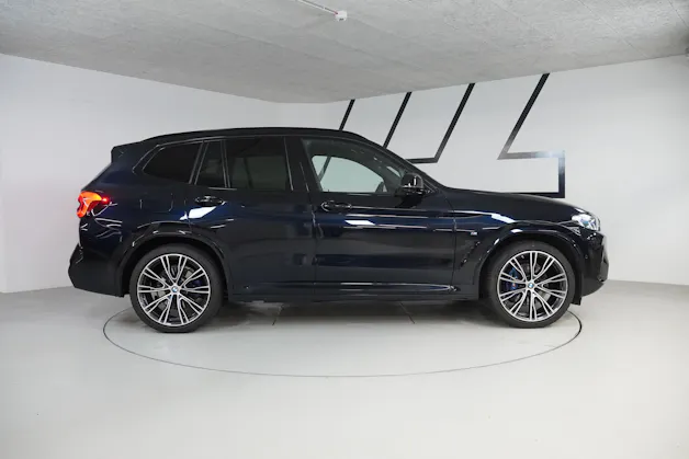 BMW X3 M40i Travel