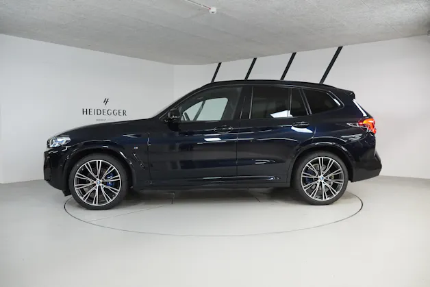 BMW X3 M40i Travel
