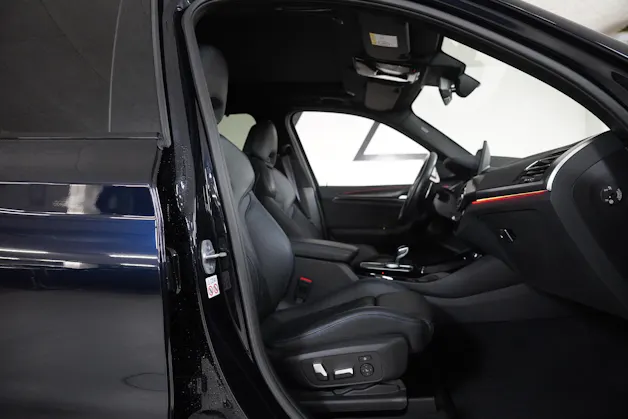 BMW X3 M40i Travel