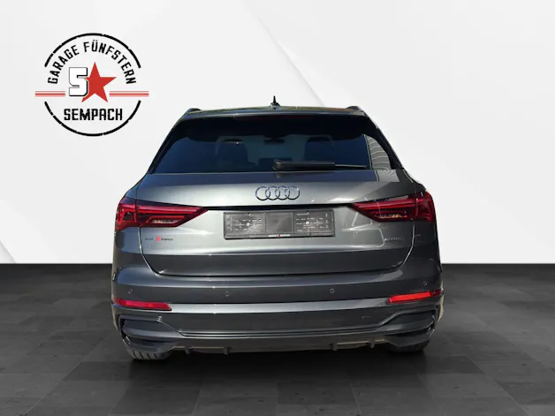 AUDI Q3 40 TFSI S line quattro S-tronic